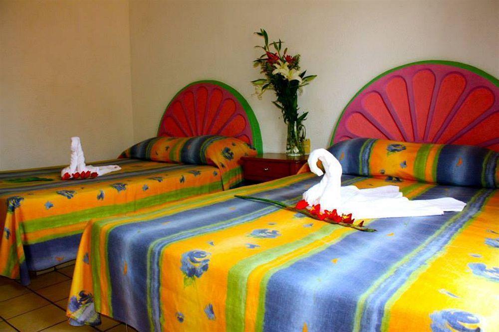 Am Amakal Hotel & Park سانتا كروز هواتولكو المظهر الخارجي الصورة