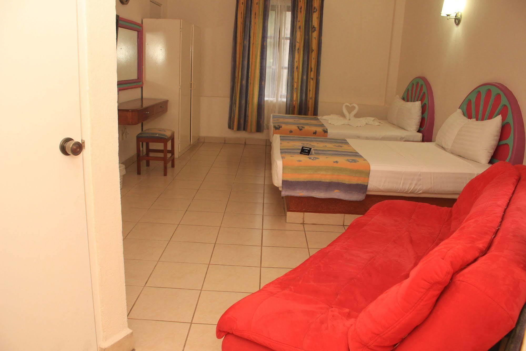 Am Amakal Hotel & Park سانتا كروز هواتولكو المظهر الخارجي الصورة